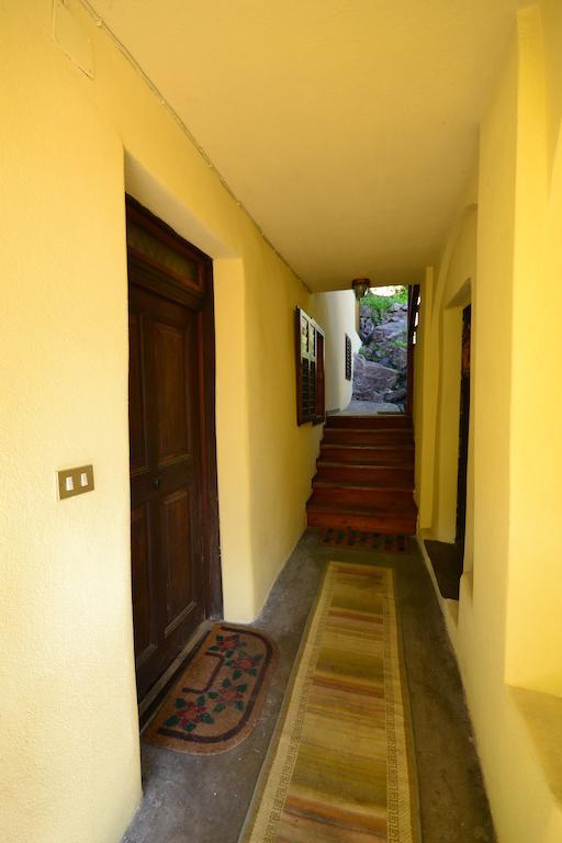 B&B La Tana Dell'Orso - Die Baerenhoehle Castello-Molina di Fiemme Habitación foto