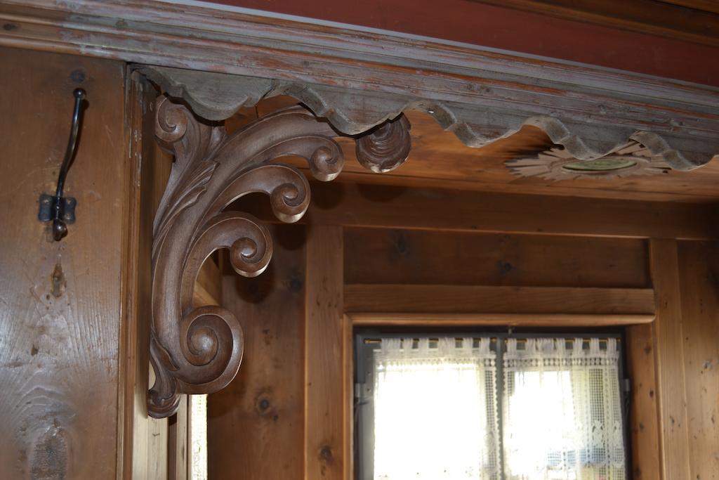 B&B La Tana Dell'Orso - Die Baerenhoehle Castello-Molina di Fiemme Habitación foto